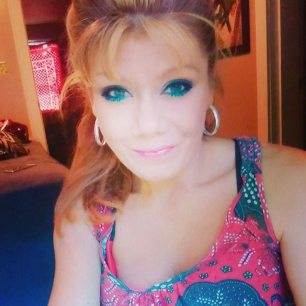 Meet your Posher, Leeshe